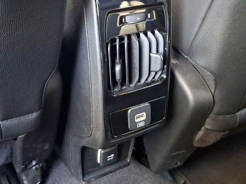 Used 2025 Jeep Compass Limited AWD/4WD image 19