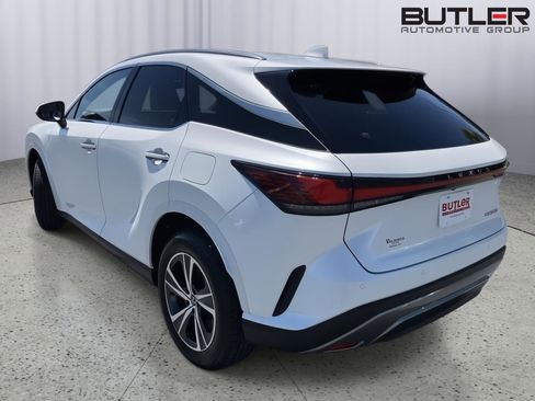 Used 2025 Lexus RX 350 Premium w/ Accessory Package (Z1) FWD image 3