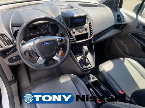 Used 2022 Ford Transit Connect XL image 12