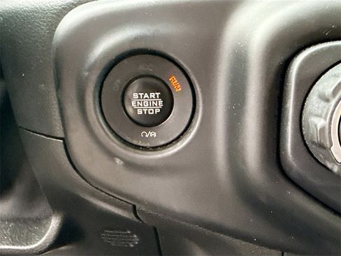 Used 2021 Jeep Gladiator Overland w/ Popular Equipment Package image 23