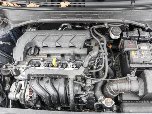 Certified 2025 Hyundai Venue Limited image 40