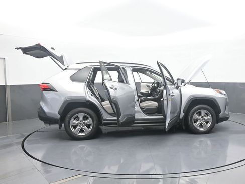 Used 2023 Toyota RAV4 XLE image 74