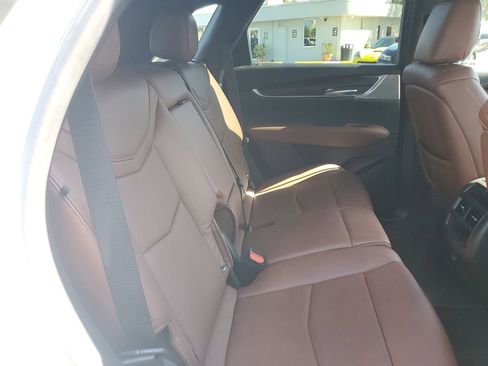 Certified 2023 Cadillac XT5 Premium Luxury w/ LPO, Premium Carpet Package image 23