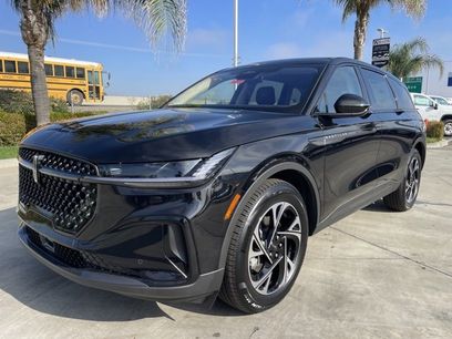 New 2026 Lincoln Nautilus Premier w/ Jet Appearance Package