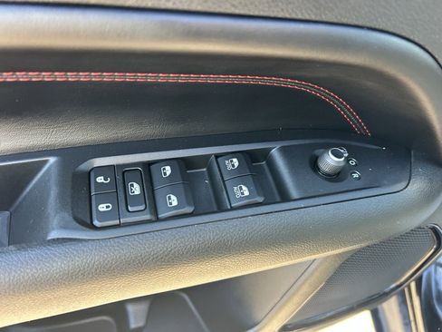 Used 2022 Jeep Compass Trailhawk w/ Trailhawk Elite Group image 20