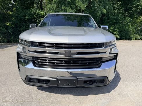 Used 2019 Chevrolet Silverado 1500 LT w/ All-Star Edition AWD/4WD image 2