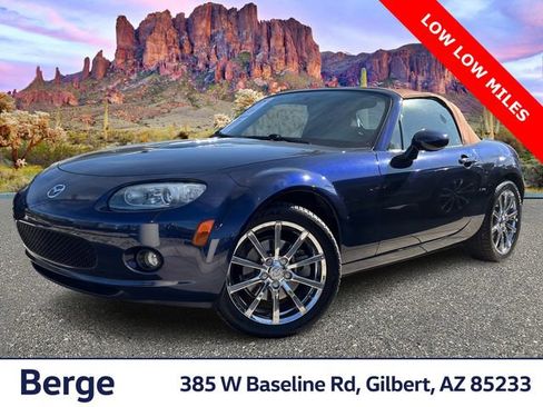 Used 2007 MAZDA MX-5 Miata Grand Touring w/ Premium Pkg image 1