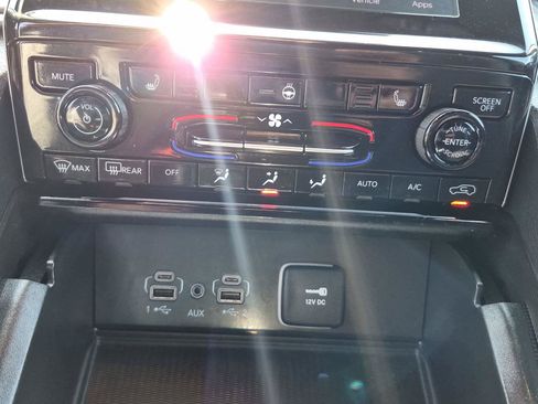 Certified 2024 Jeep Grand Cherokee Altitude AWD/4WD image 28