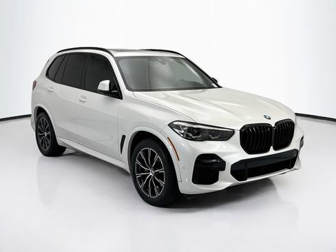 Used 2023 BMW X5 xDrive40i w/ M Sport Package AWD/4WD image 3