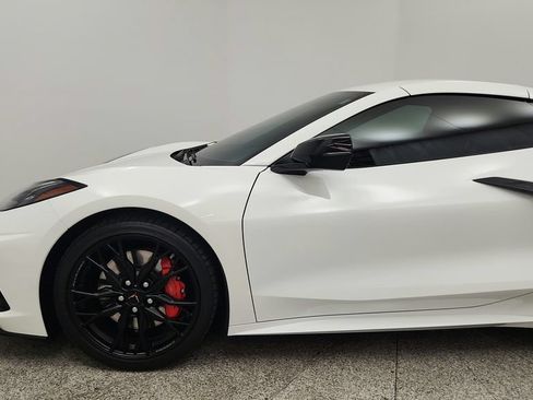 Used 2023 Chevrolet Corvette Stingray Premium Cpe w/ Z51 Performance Package RWD image 12