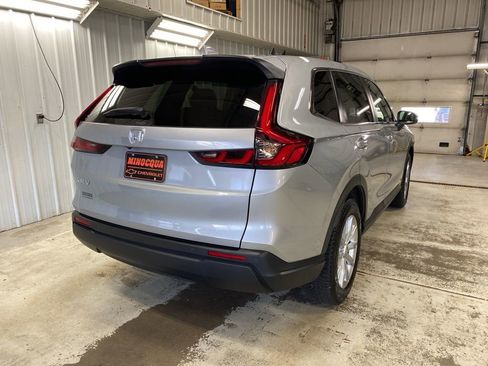 Used 2025 Honda CR-V EX-L image 11
