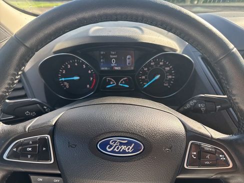 Used 2019 Ford Escape SEL AWD/4WD image 16