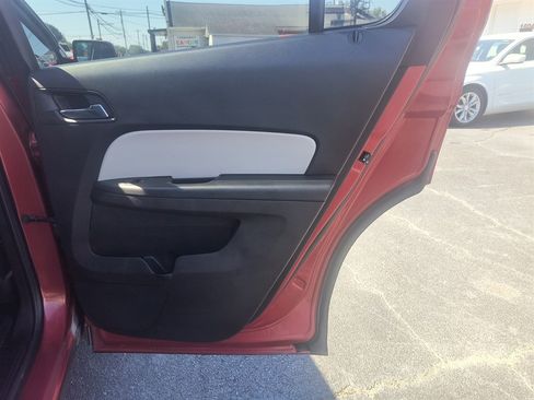 Used 2015 Chevrolet Equinox LT FWD image 28