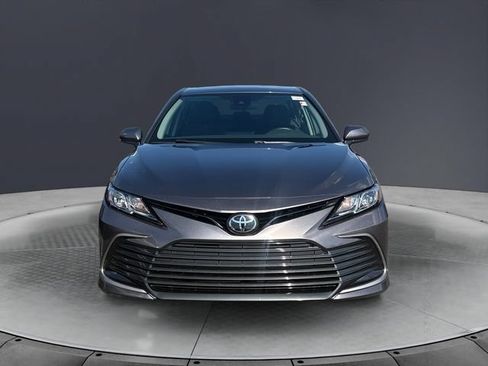 Used 2024 Toyota Camry LE FWD image 8