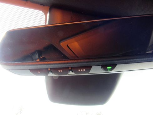 Used 2024 Toyota Highlander XSE FWD image 28
