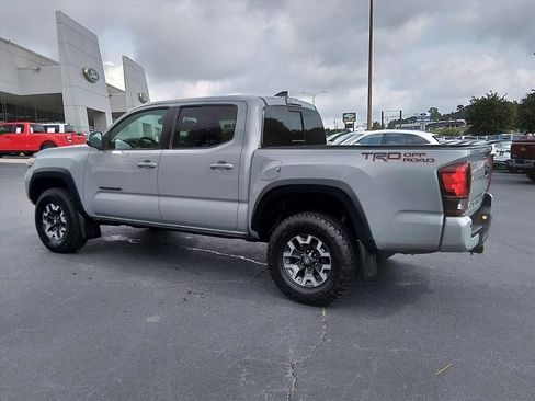 Used 2019 Toyota Tacoma 2WD Double Cab image 6