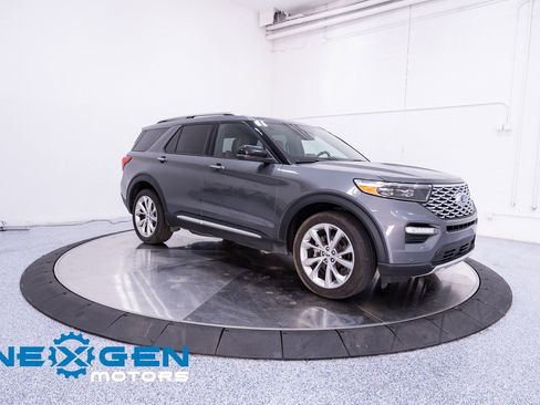 Used 2023 Ford Explorer Platinum w/ Technology Package image 61