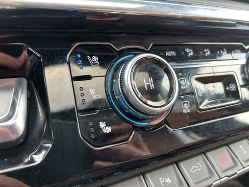 Used 2024 GMC Sierra 2500 Denali Ultimate w/ LPO, GMC Protection Package image 31