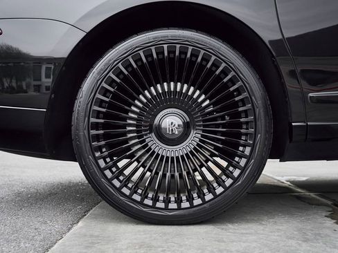 Used 2019 Rolls-Royce Cullinan AWD/4WD image 21
