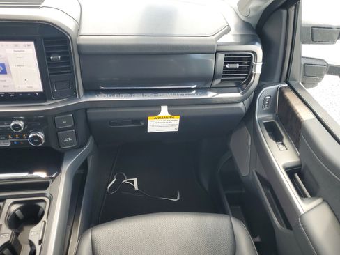 New 2026 Ford F250 Lariat AWD/4WD image 13