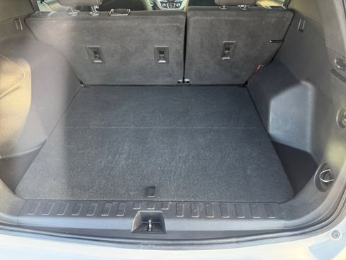 Used 2022 Chevrolet Equinox LS FWD image 32
