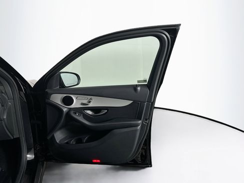 Used 2022 Mercedes-Benz GLC 300 GLC 300 w/ Premium Package Lite image 34