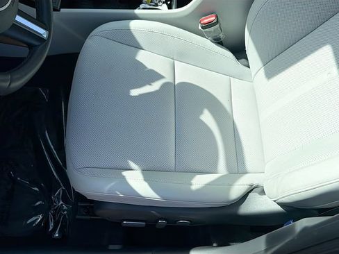 Certified 2026 Hyundai Kona Limited FWD image 20