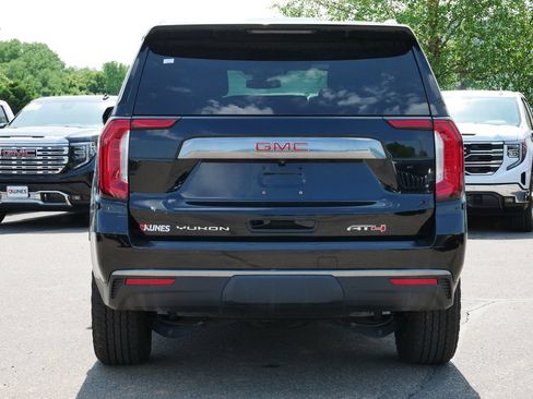 Used 2024 GMC Yukon AT4 AWD/4WD image 9