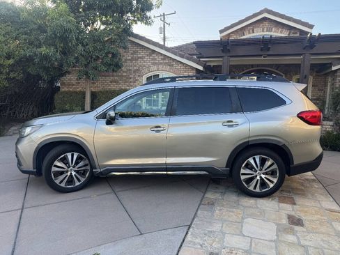 Used 2019 Subaru Ascent Limited AWD/4WD image 2