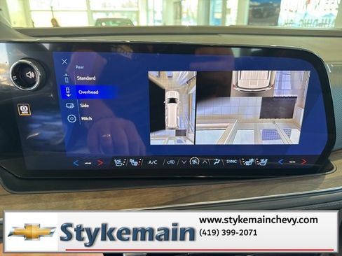 New 2026 Chevrolet Suburban High Country image 42