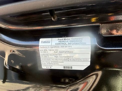 Used 2025 Ford Transit 250 148 Medium Roof RWD image 19