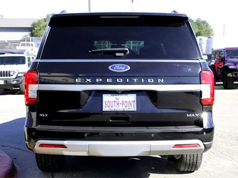 Used 2024 Ford Expedition Max XLT image 6