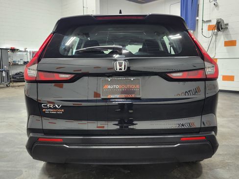 Used 2024 Honda CR-V LX image 15