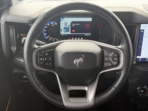 Used 2024 Ford Bronco Badlands AWD/4WD image 15