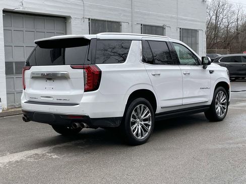 Used 2022 GMC Yukon Denali w/ Denali Premium Package image 7
