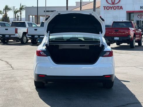 Used 2026 Toyota Camry LE FWD image 6