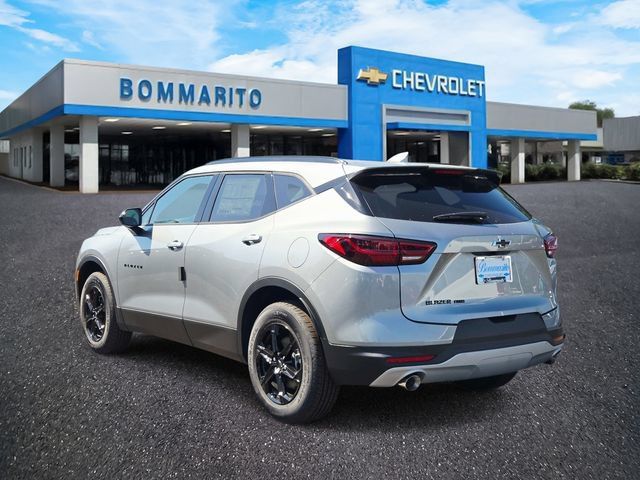 New 2026 Chevrolet Blazer LT w/ Convenience Package AWD/4WD image 3