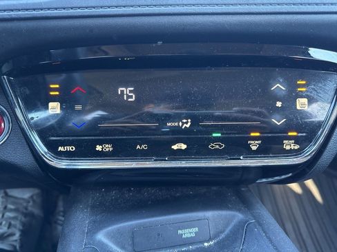 Used 2017 Honda HR-V EX image 18