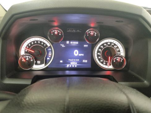 Used 2017 RAM 1500 Big Horn RWD image 23