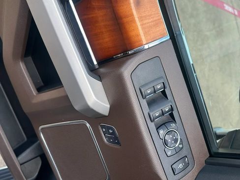 Used 2017 Ford F350 King Ranch w/ King Ranch Ultimate Package RWD image 32