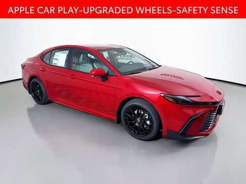 New 2026 Toyota Camry SE FWD image 1