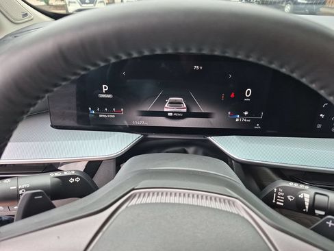 Certified 2025 Nissan Murano SL AWD/4WD image 15