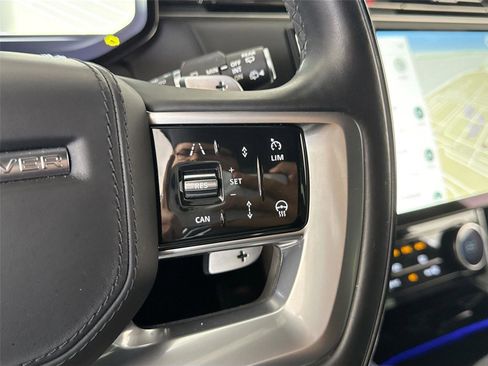 Used 2023 Land Rover Range Rover Long Wheelbase Autobiography image 18