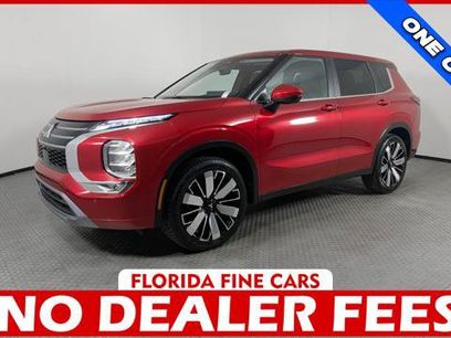 Used 2025 Mitsubishi Outlander SE