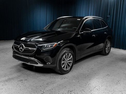 Used 2026 Mercedes-Benz GLC 300 4MATIC image 1