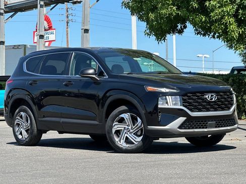 Used 2023 Hyundai Santa Fe SE AWD/4WD image 2