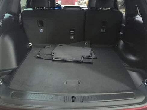 New 2025 Jeep Grand Cherokee Limited image 32