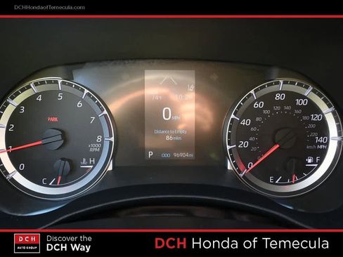 Used 2021 Toyota Highlander L image 10