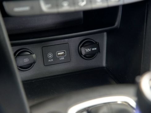 Used 2019 Hyundai Kona Limited AWD/4WD image 25