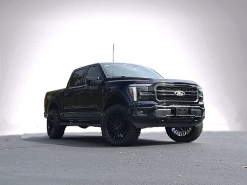 Used 2025 Ford F150 Lariat w/ Equipment Group 501A Mid AWD/4WD image 2